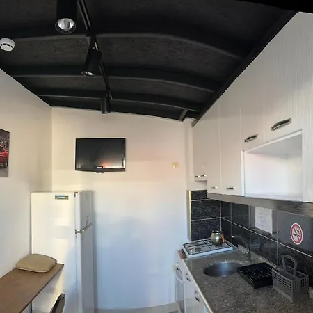Hotel Alyans 2*